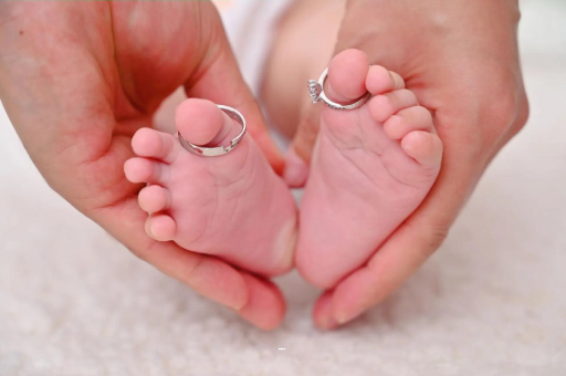 石狮宝宝长牙规律 石狮宝宝长牙规律